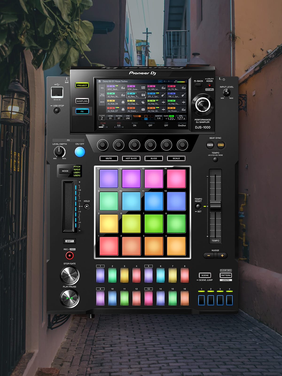 Pioneer DJS-1000 3/4 view